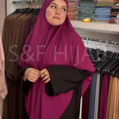 حجاب وردي غامق