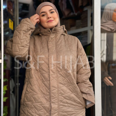 معطف طويل باللون الترابي