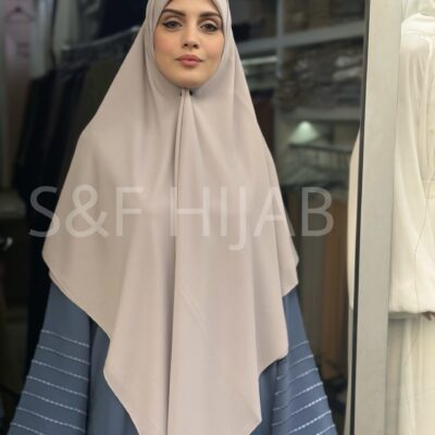 حجاب رمادي فاتح